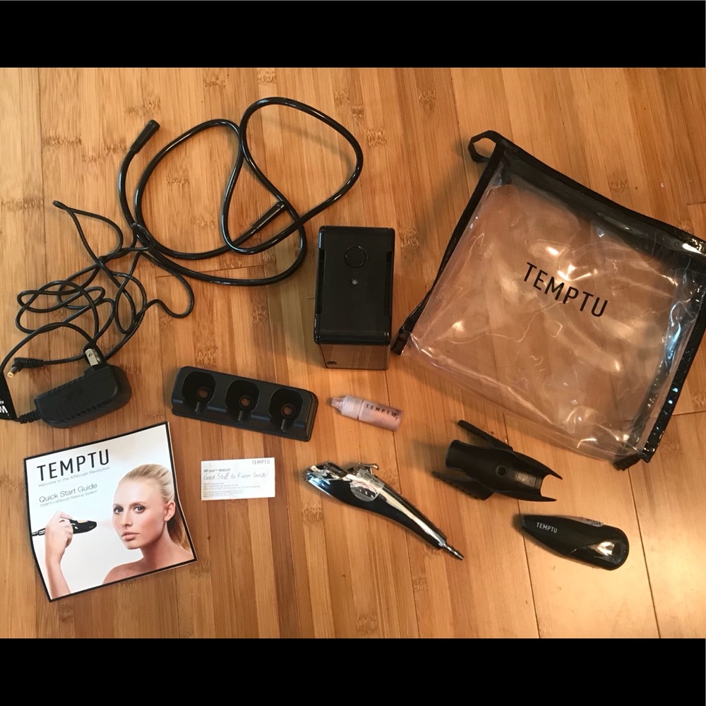 Temptu Airbrush machine